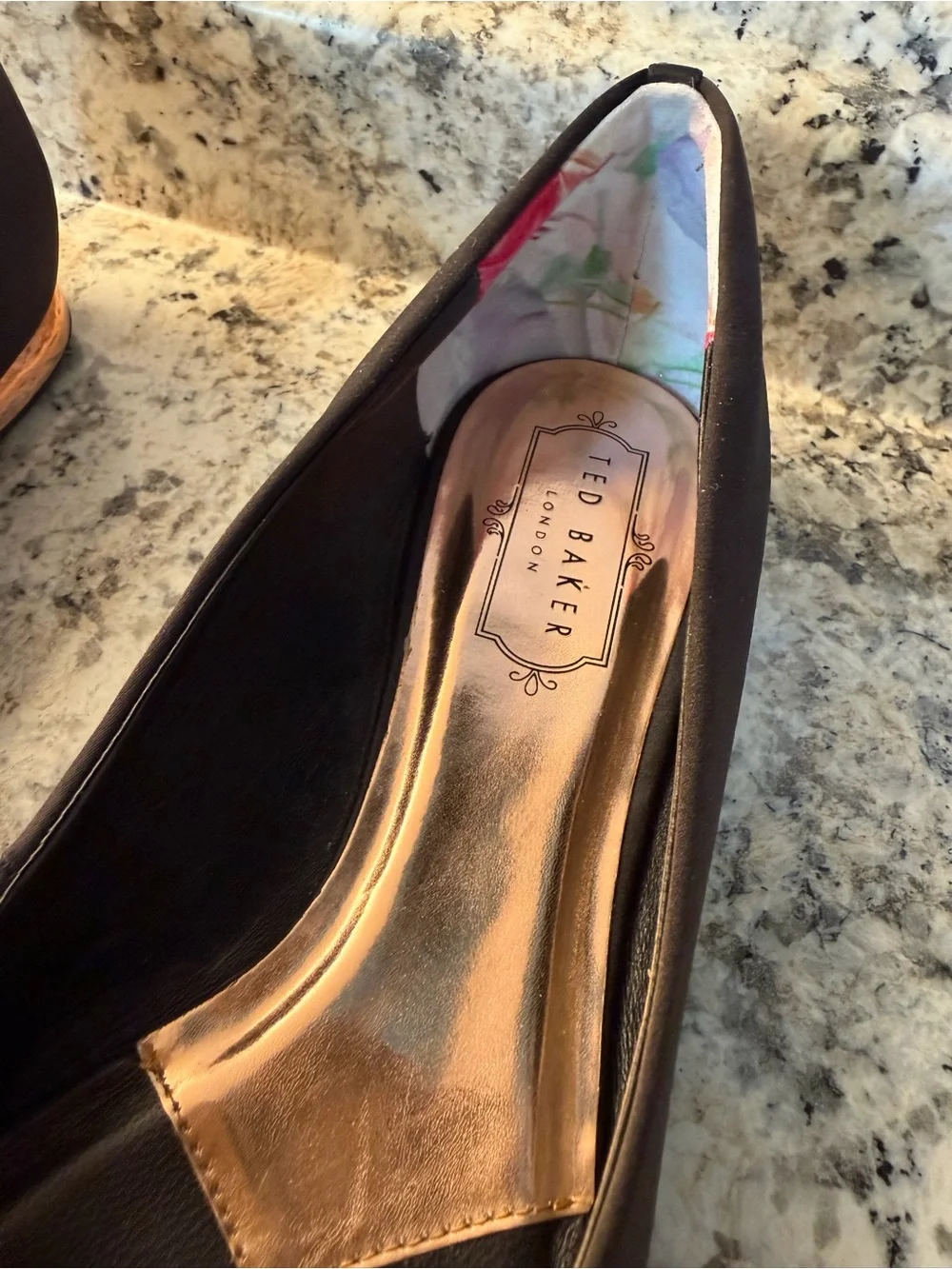 Ted Baker London Black Pointed Ballet Flats with Rose Gold Bow Accent Size 38